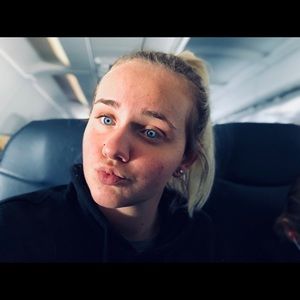 Meet your Posher, Mikayla